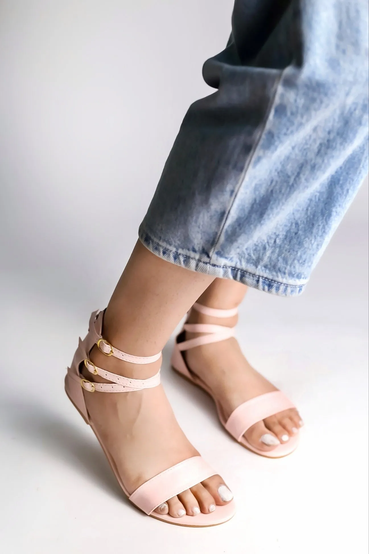 Brauch Women's Pink High Multi Strap Sandal