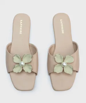 Flats with Buckle Detail