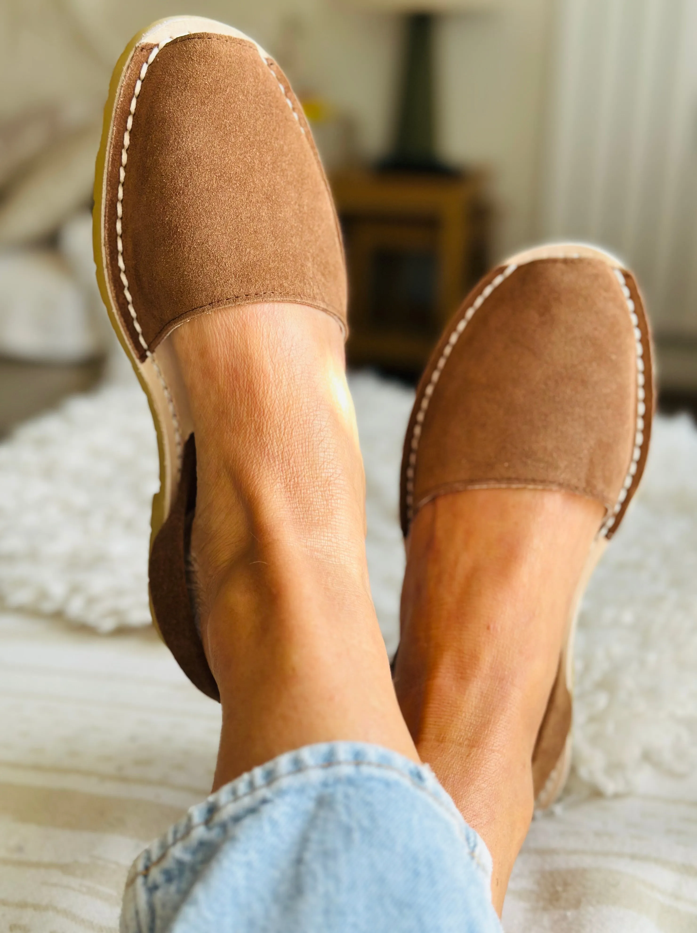 Kenya Tan Suede Avarcas