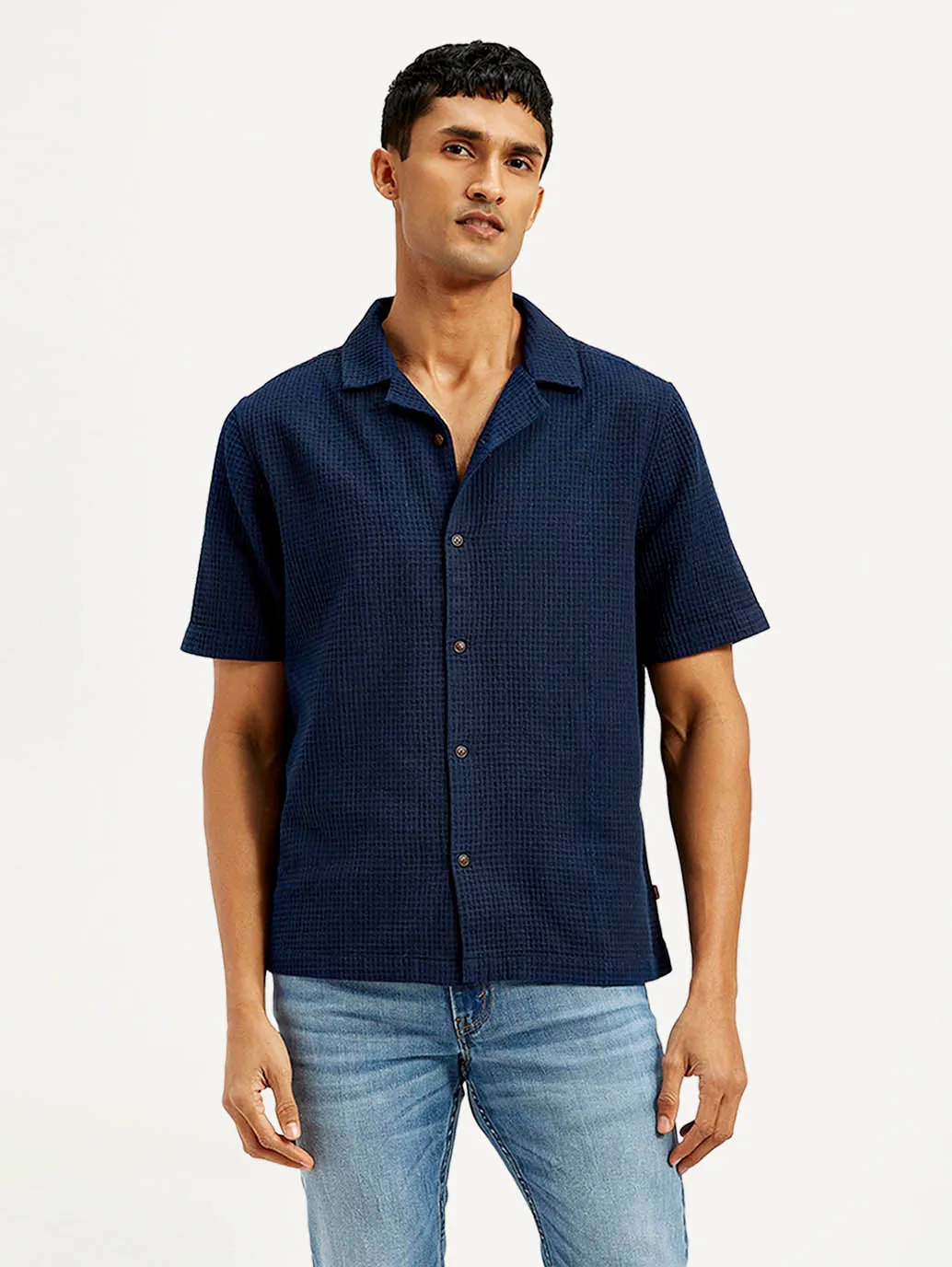 Men's Resort Collar Textured Relaxed Fit Shirt