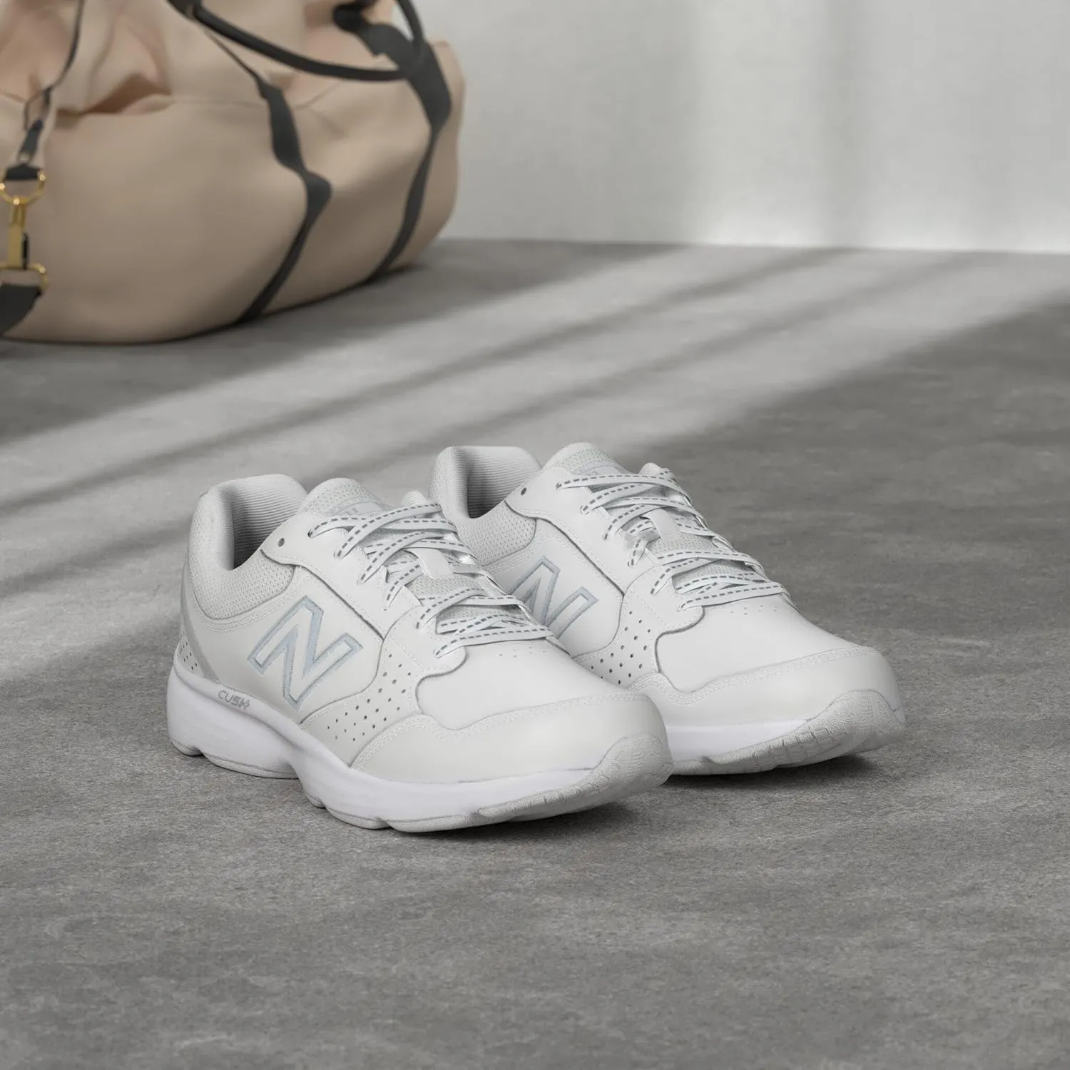 New Balance Women's 411 V1