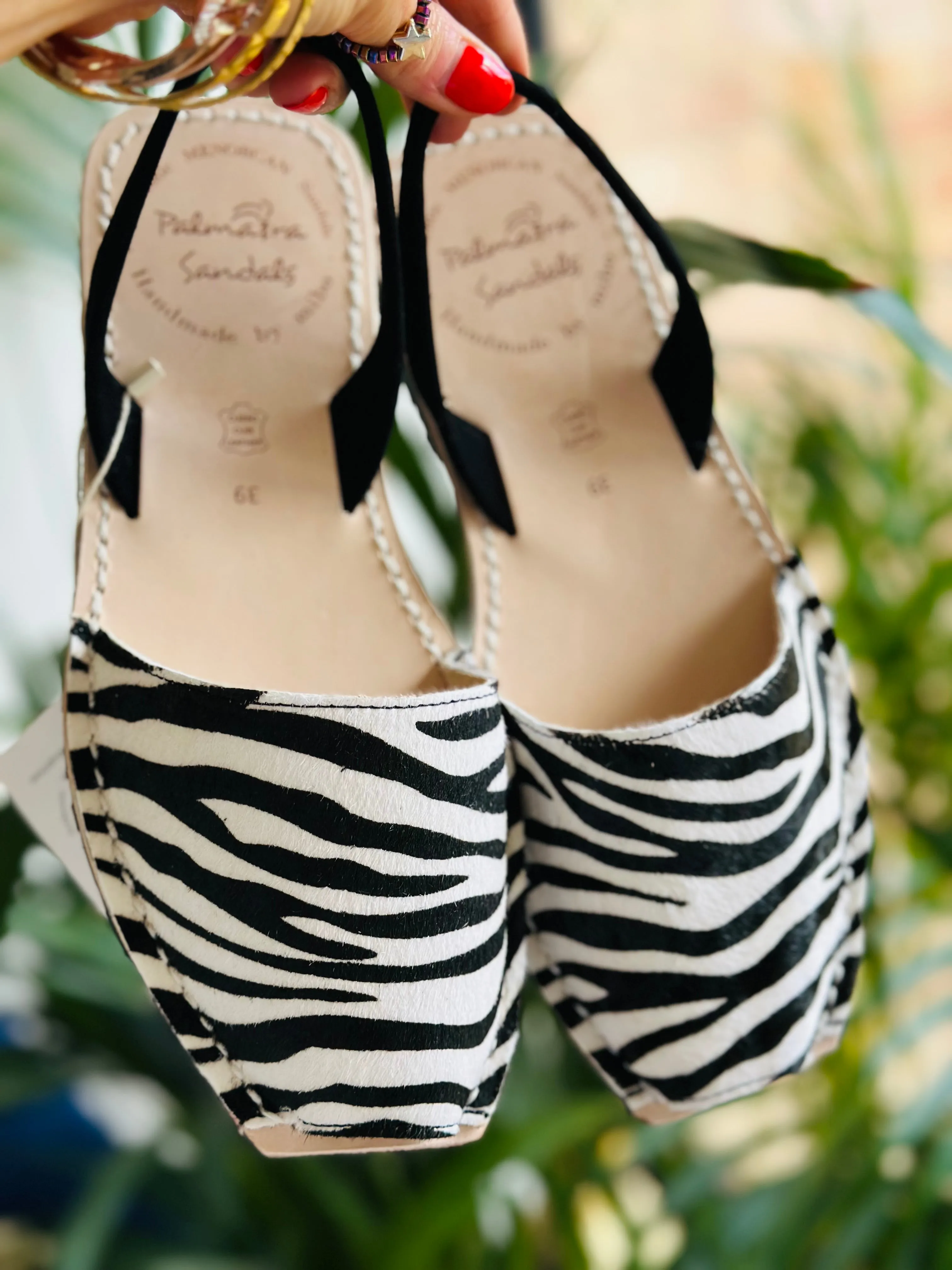 New Shape! Zoe Avarcas
