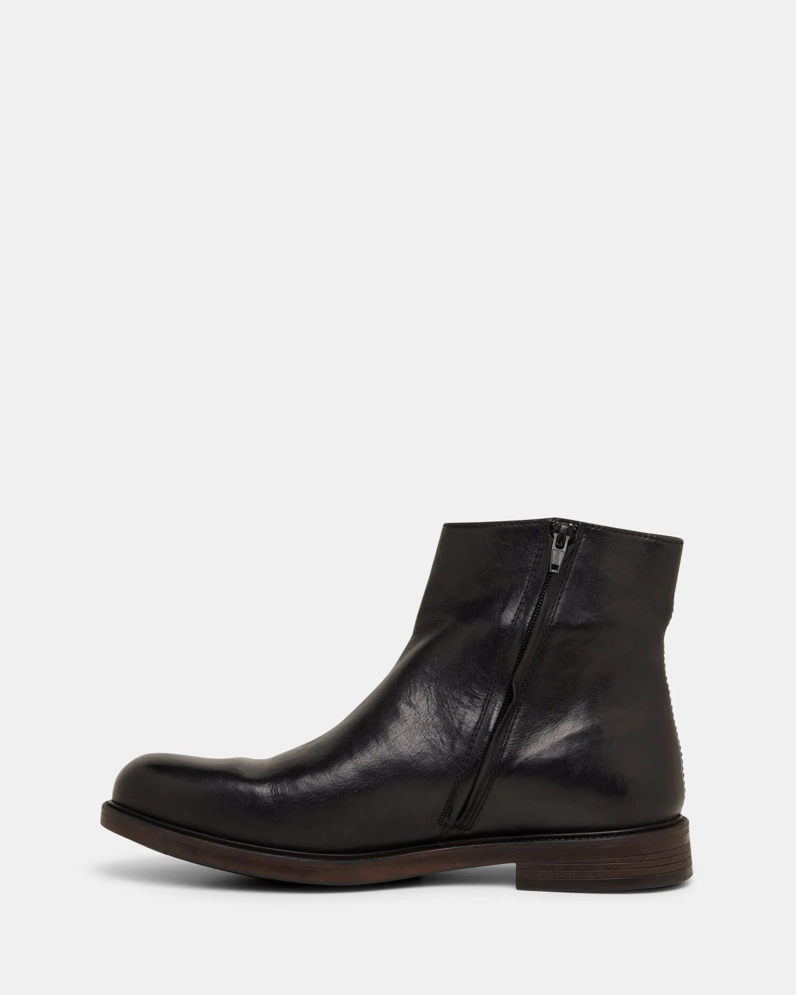 Quest Black