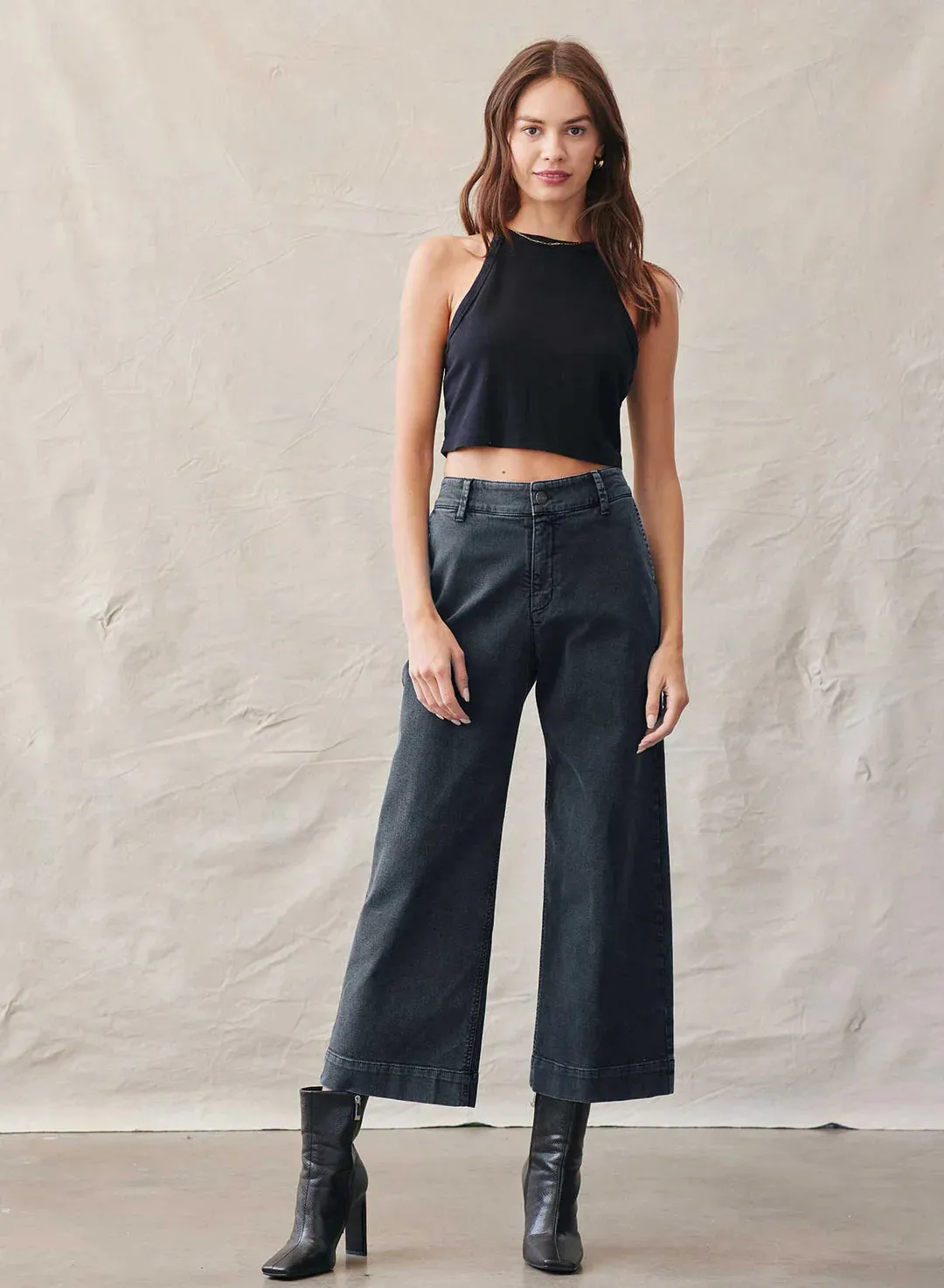 Saige Wide Leg Crop ~ Shadow Black