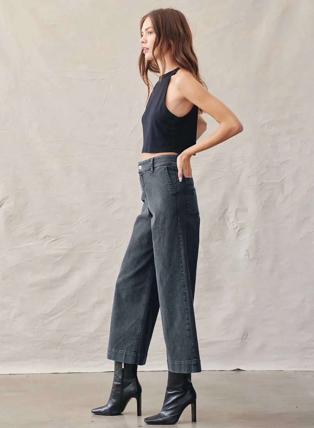 Saige Wide Leg Crop ~ Shadow Black