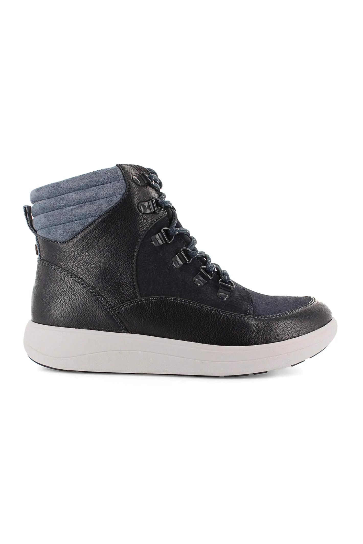 Strive Cotswold Boots Navy Leather