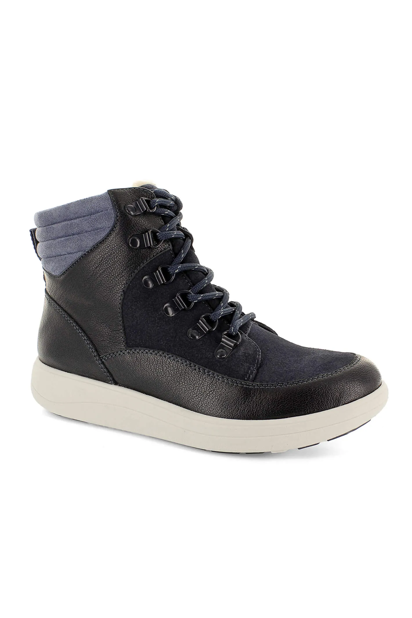 Strive Cotswold Boots Navy Leather