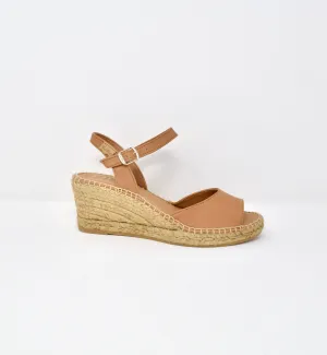 Toni Pons Sia-P Sandal | White   Tan